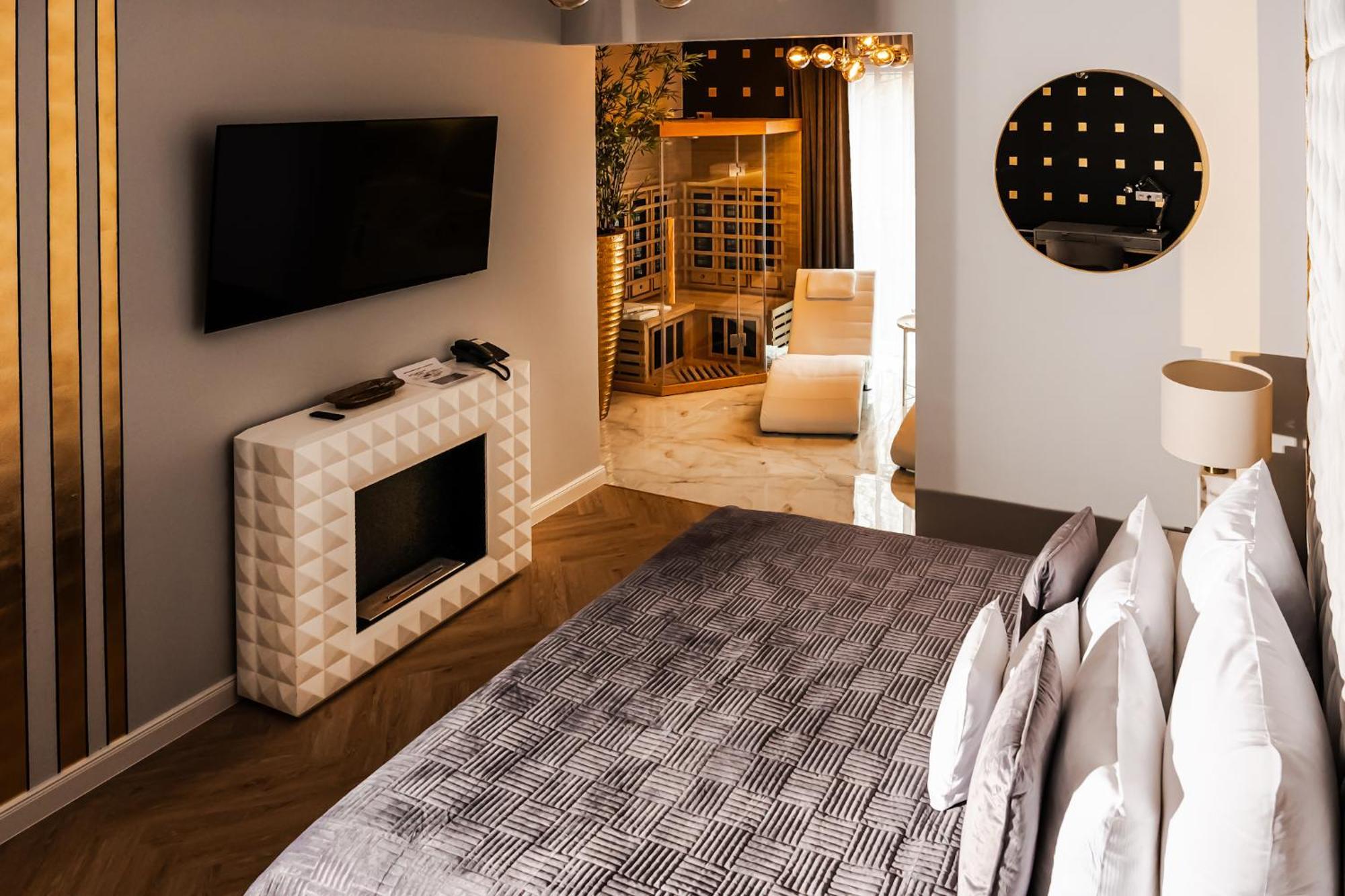 Hotel Luxor Lublin Ngoại thất bức ảnh