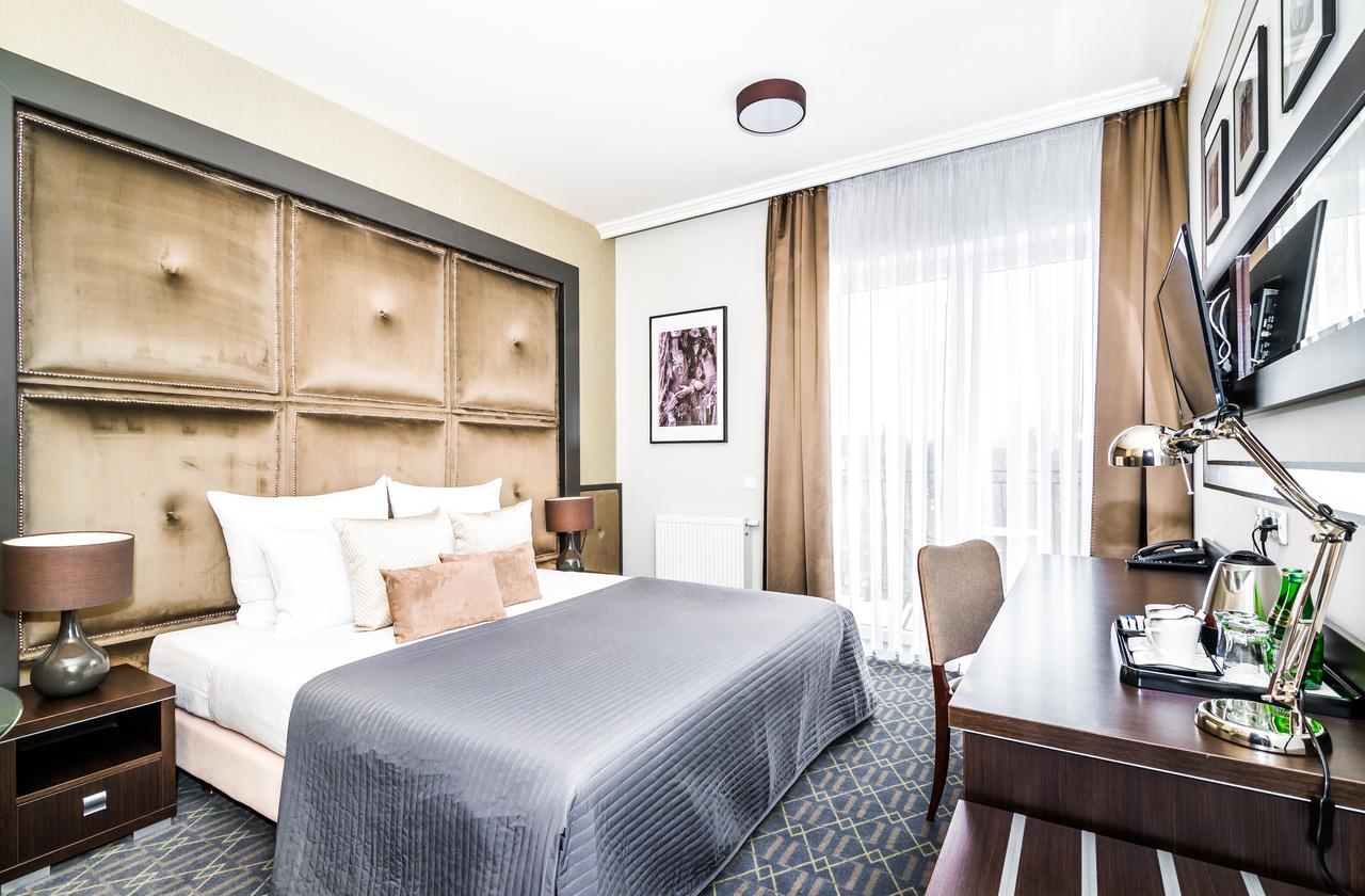Hotel Luxor Lublin Ngoại thất bức ảnh
